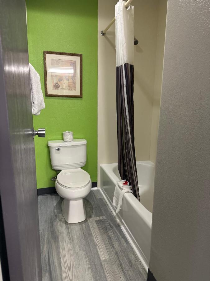 La Quinta By Wyndham Southwest Hotel
